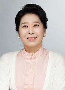 Hyun Sook Hee