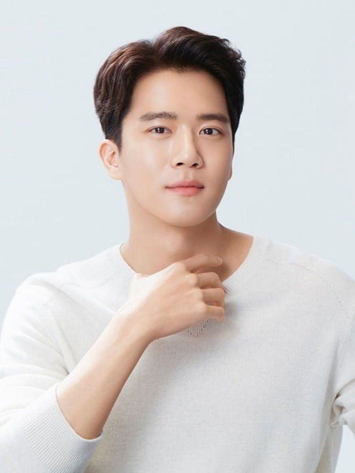 Ha Seok Jin