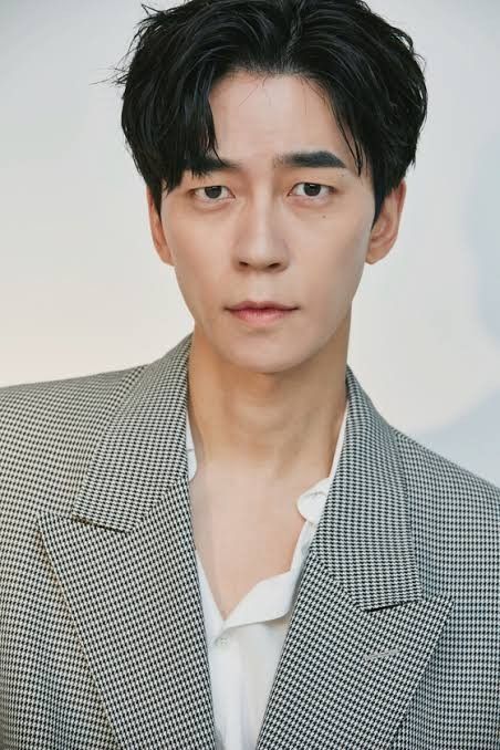 Shin Sung Rok